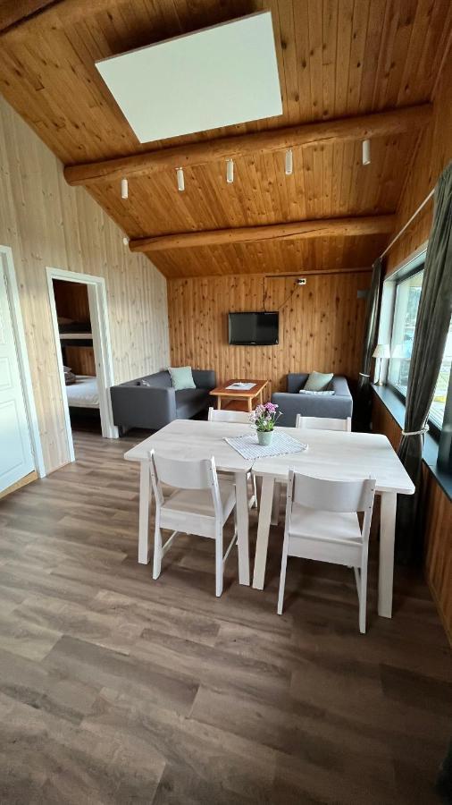 Base Camp Hamaroy Hotel Sorkil Exterior foto
